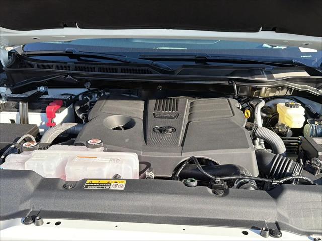 2026 Toyota Tundra Limited CrewMax 5.5' Bed