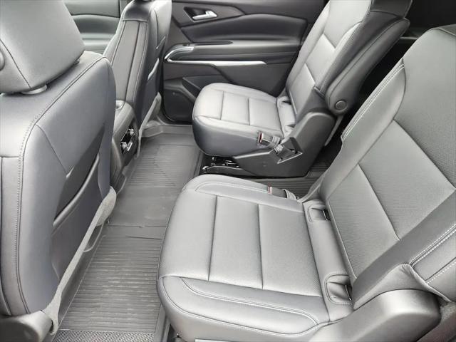 2026 Chevrolet Traverse FWD LT