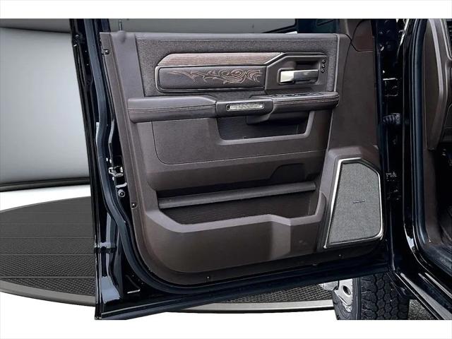 2025 Ram 3500 LimitedLimited Longhorn Mega Cab 4x4 6'4" Box
