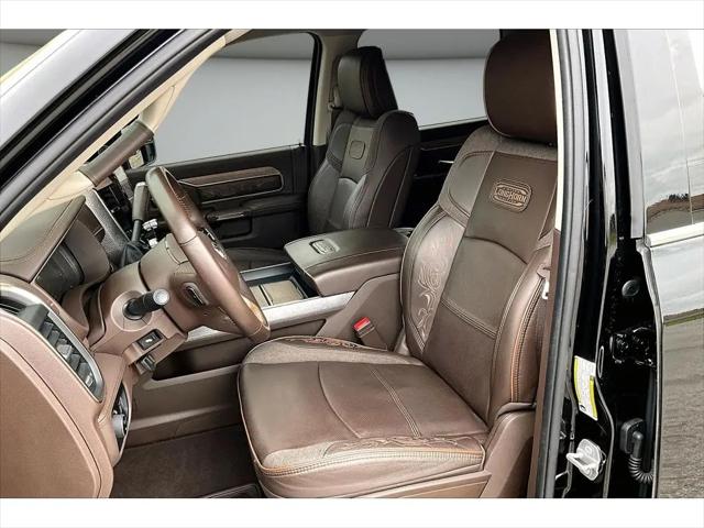 2025 Ram 3500 LimitedLimited Longhorn Mega Cab 4x4 6'4" Box