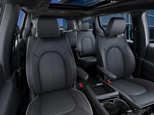 2027 Chrysler Pacifica Limited AWD