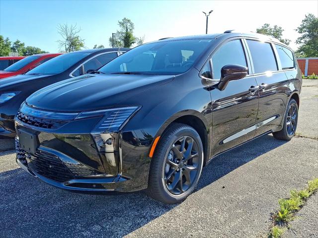 2027 Chrysler Pacifica Limited AWD
