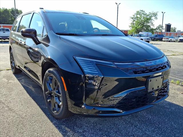 2027 Chrysler Pacifica Limited AWD