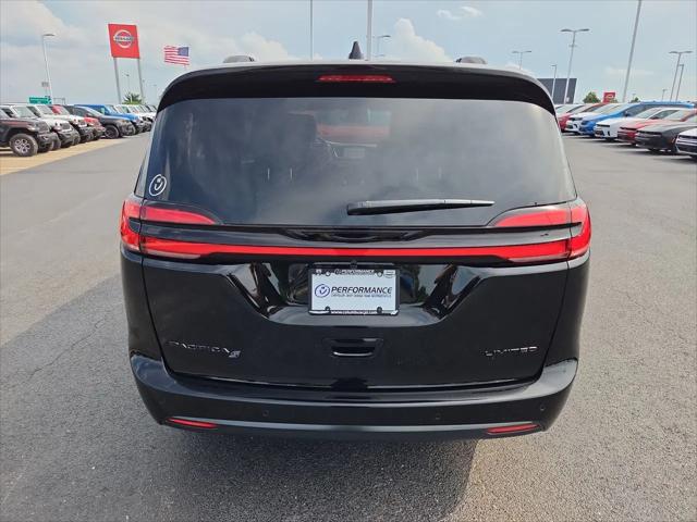 2027 Chrysler Pacifica Limited