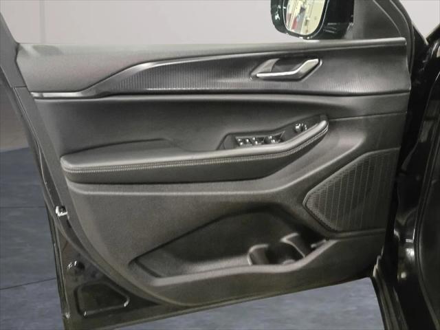 2025 Jeep Grand Cherokee Altitude 4x4