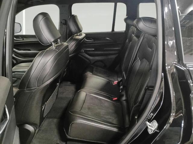 2025 Jeep Grand Cherokee Altitude 4x4