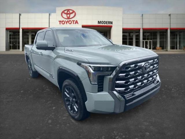 2025 Toyota Tundra Platinum Hybrid CrewMax 5.5' Bed