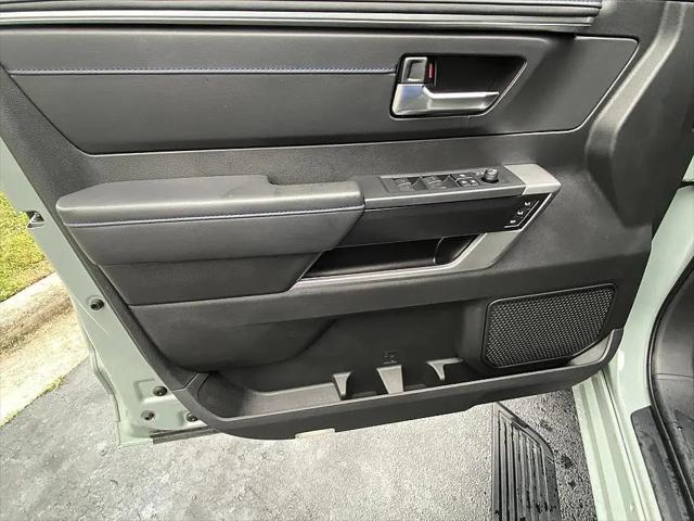 2025 Toyota Tundra Platinum Hybrid CrewMax 5.5' Bed