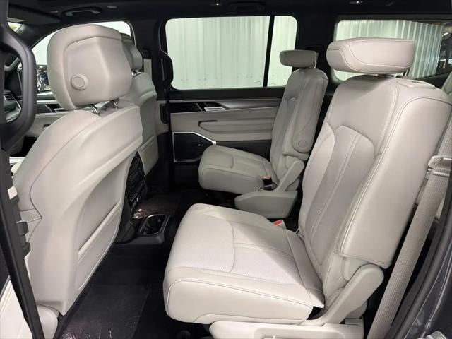 2026 Jeep Grand Wagoneer 4x4