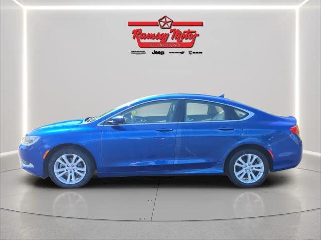 2017 Chrysler 200 Limited Platinum