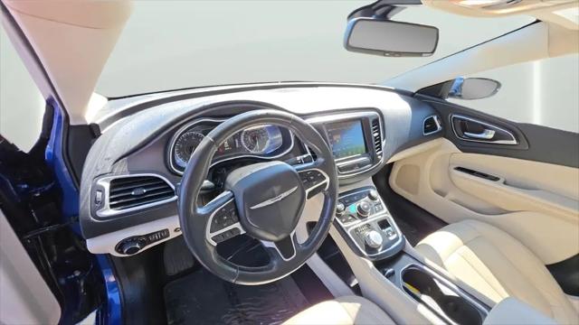 2017 Chrysler 200 Limited Platinum