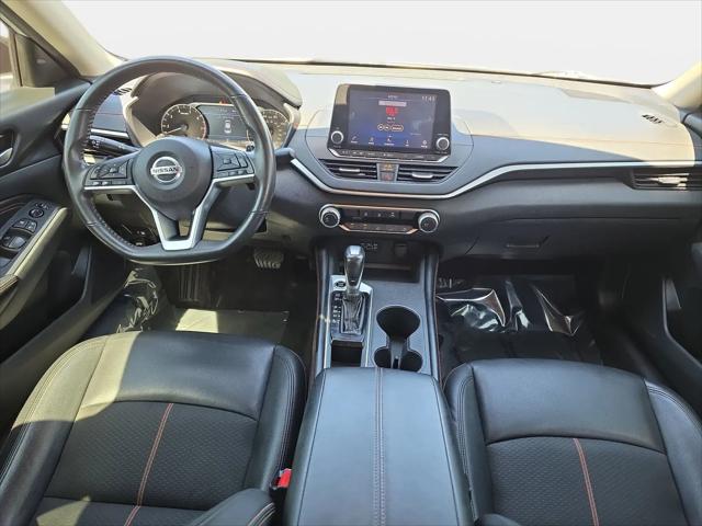 2022 Nissan Altima SR FWD