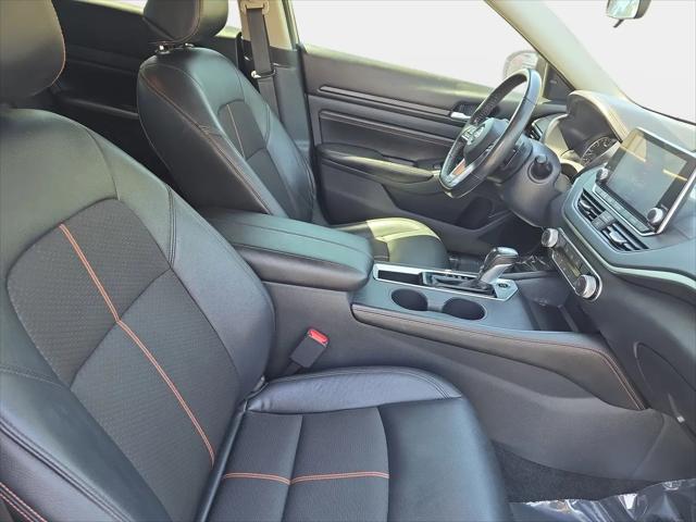 2022 Nissan Altima SR FWD