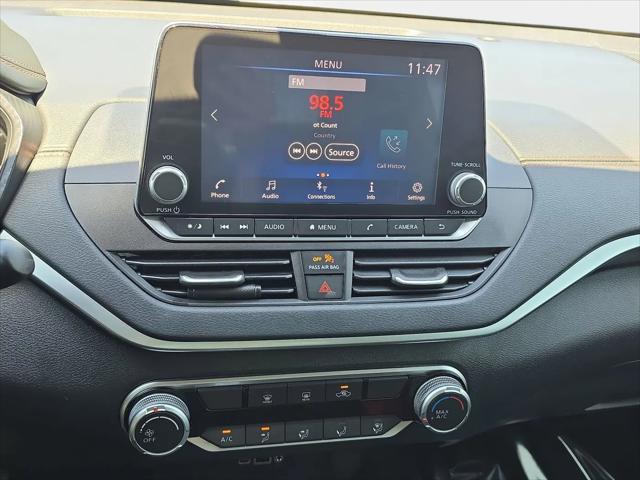 2022 Nissan Altima SR FWD