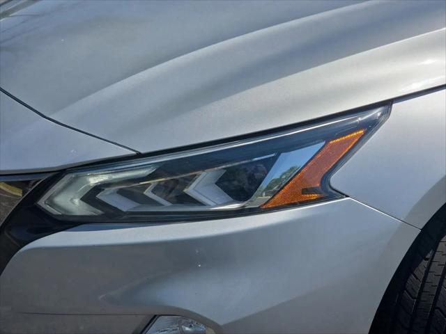 2022 Nissan Altima SR FWD