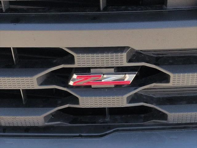 2026 Chevrolet Silverado 1500 4WD Crew Cab Short Bed Custom Trail Boss