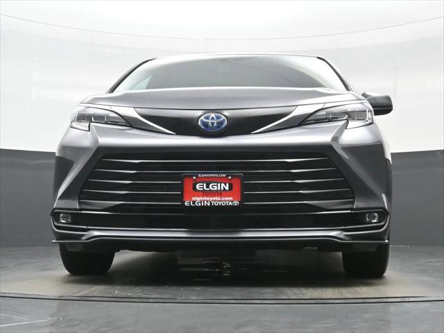2025 Toyota Sienna XLE