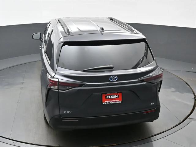 2025 Toyota Sienna XLE