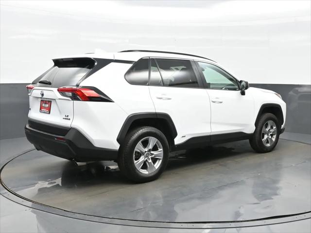 2022 Toyota RAV4 Hybrid LE