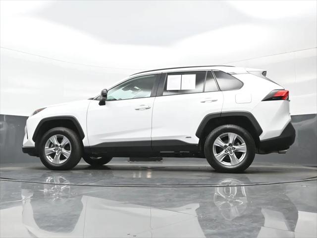 2022 Toyota RAV4 Hybrid LE