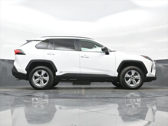 2022 Toyota RAV4 Hybrid LE