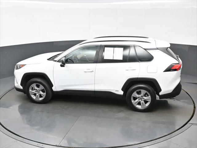 2022 Toyota RAV4 Hybrid LE