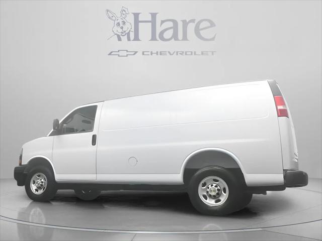 2026 Chevrolet Express Cargo Van 2500 Regular Wheelbase, WT, RWD