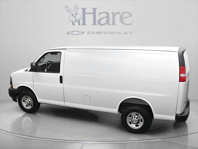 2026 Chevrolet Express Cargo Van 2500 Regular Wheelbase, WT, RWD