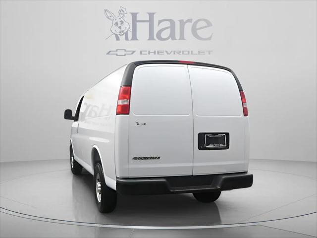 2026 Chevrolet Express Cargo Van 2500 Regular Wheelbase, WT, RWD