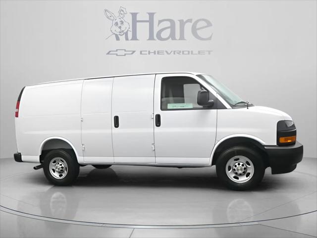 2026 Chevrolet Express Cargo Van 2500 Regular Wheelbase, WT, RWD