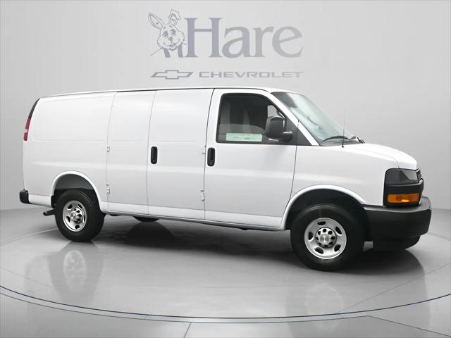 2026 Chevrolet Express Cargo Van 2500 Regular Wheelbase, WT, RWD