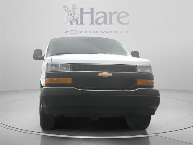 2026 Chevrolet Express Cargo Van 2500 Regular Wheelbase, WT, RWD