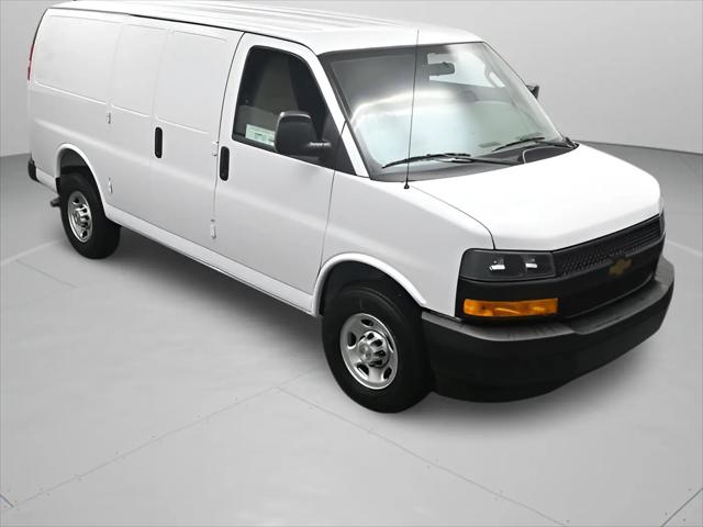 2026 Chevrolet Express Cargo Van 2500 Regular Wheelbase, WT, RWD