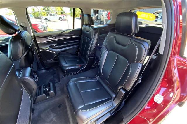 2022 Jeep Grand Cherokee L Limited 4x4