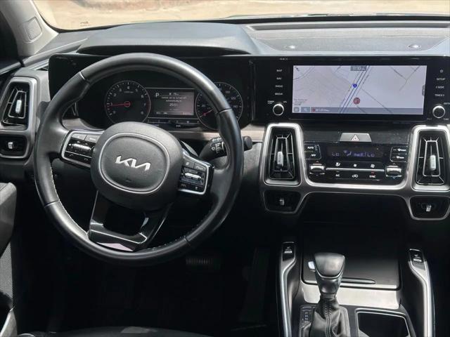 2022 Kia Sorento EX