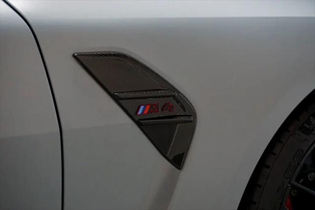 2023 BMW M4 CSL
