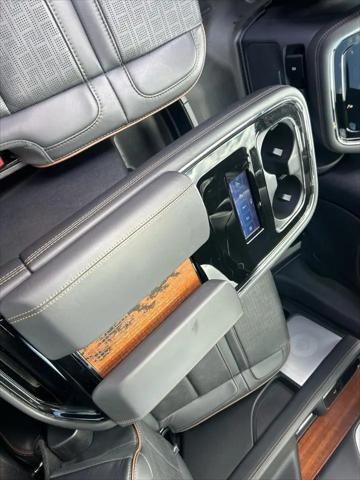 2022 Lincoln Navigator Black Label