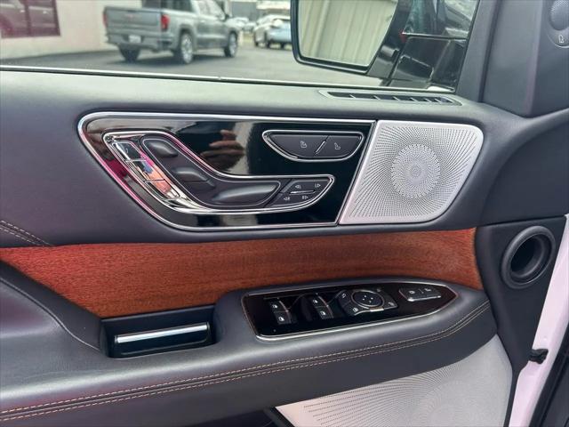 2022 Lincoln Navigator Black Label