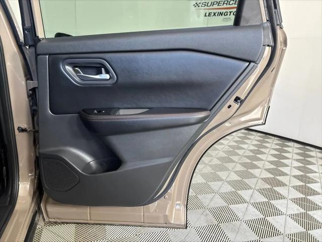 2025 Nissan Rogue Rock Creek