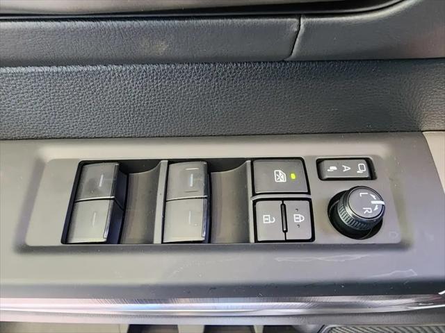 2026 Toyota Tundra Platinum Hybrid CrewMax 5.5' Bed