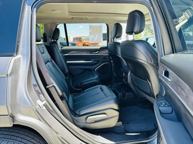 2023 Jeep Grand Cherokee L Limited 4x4