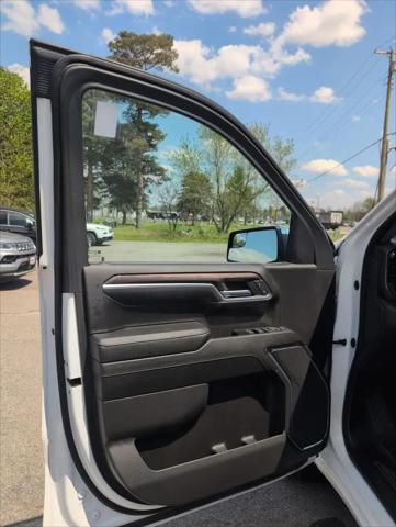 2023 Chevrolet Silverado 1500 4WD Crew Cab Short Bed LT with 2FL