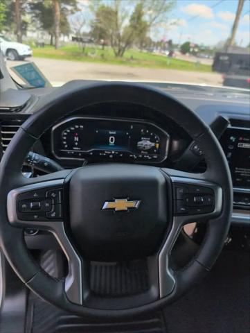 2023 Chevrolet Silverado 1500 4WD Crew Cab Short Bed LT with 2FL