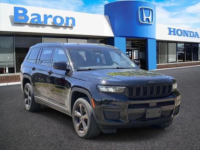 2023 Jeep Grand Cherokee L Altitude 4x4 for sale in Patchogue, NY