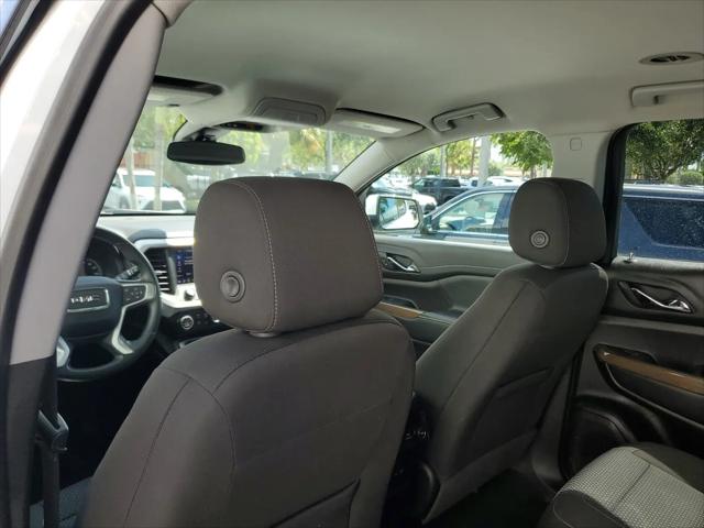 2023 GMC Acadia AWD SLE