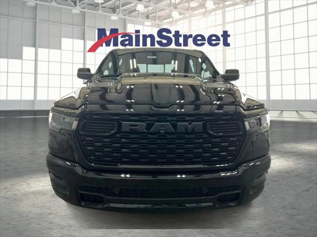 2026 Ram 1500 Express Crew Cab 4x4 57 Box