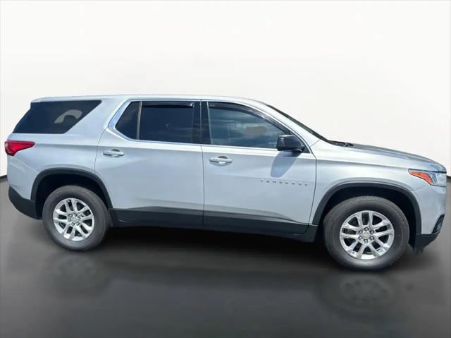 2020 Chevrolet Traverse AWD LS