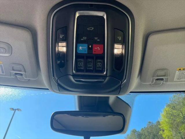 2022 Jeep Grand Cherokee L Limited 4x4