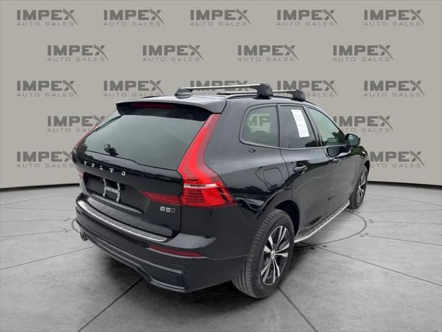2024 Volvo XC60 B5 Core Dark Theme