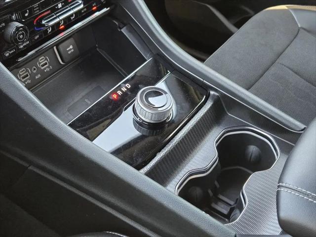 2025 Jeep Grand Cherokee L Altitude 4x2